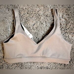 Luvrones Stylish Gray Sports Bra